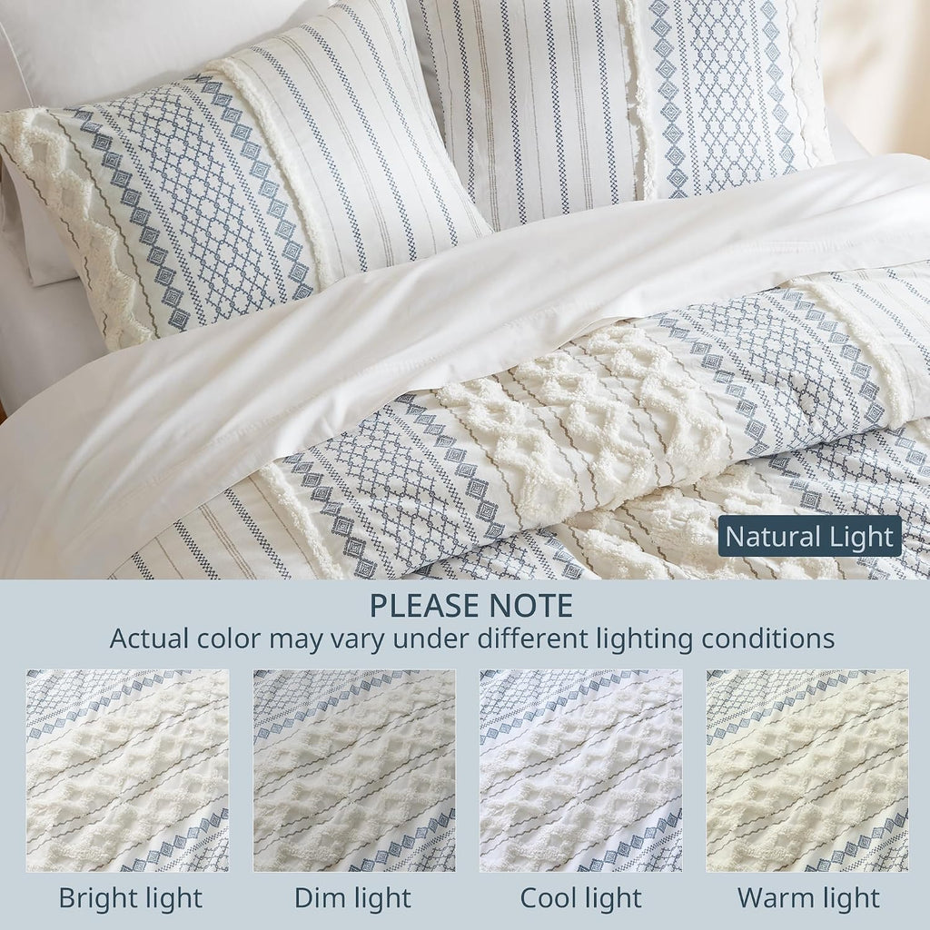 Ink+Ivy King Comforter Set, Boho Comforters, Breathable Cotton Bed Set, All Season Modern Chenille Tufted Comforter with Farmhouse Bedding Flare, Gifts for Woman, White/Navy 3 Piece
