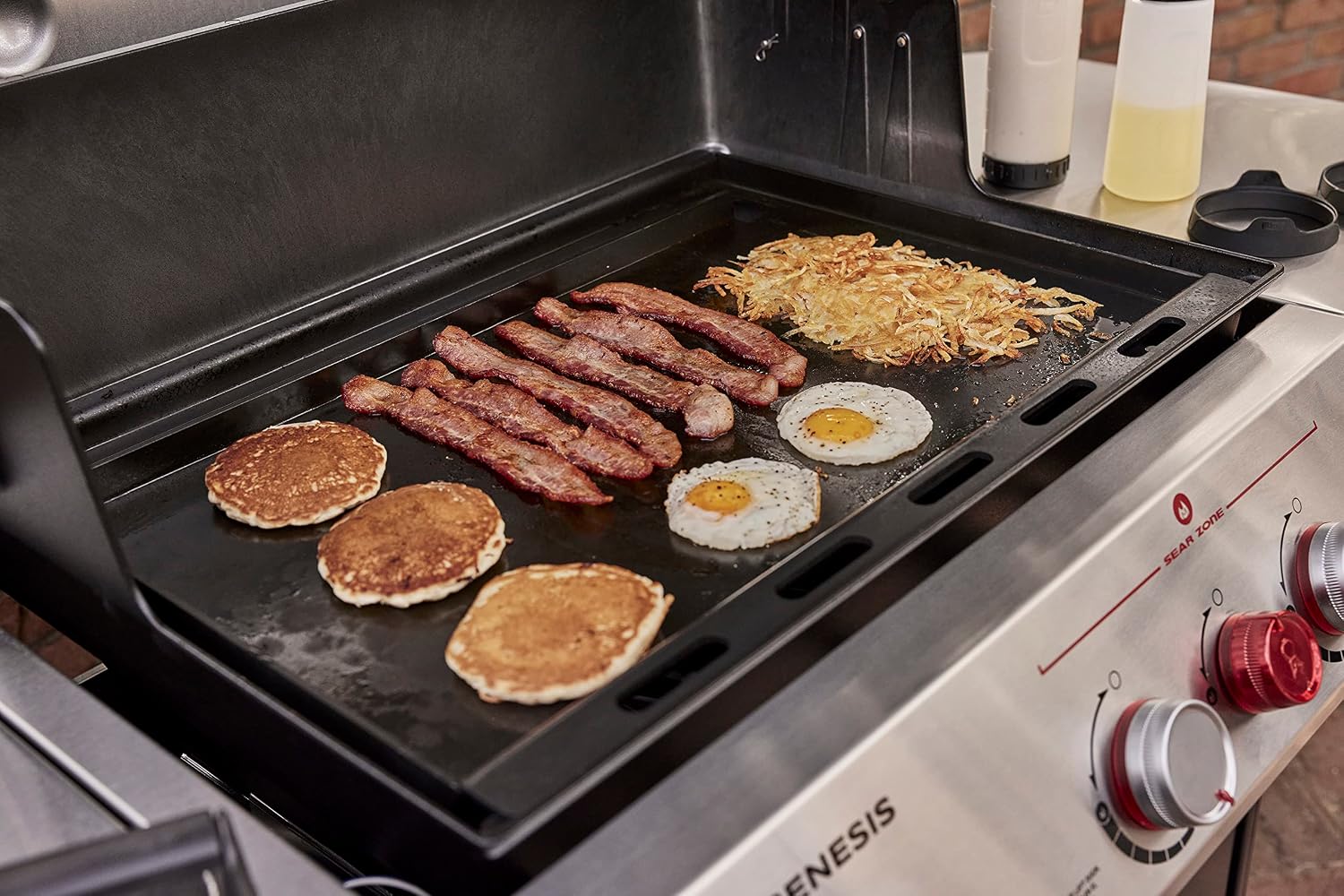 Weber Rust‑Resistant Outdoor Griddle Insert, Full‑Size – Pre-Seasoned Carbon Steel Griddle for Genesis 400 Series Gas Grills, Grill Accessory