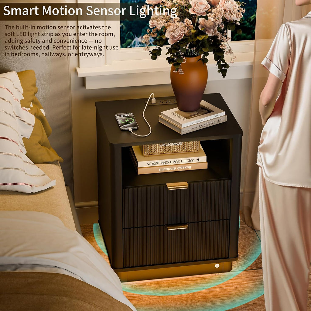 Dresser and Nightstand Sets 3 Piece, Bedroom Set with Charging Station, Large 5 Drawer Dresser for Bedroom and Night Stand Set of 2, Mid Century Modern Bedroom Furniture Set with Motion Sensor Lights