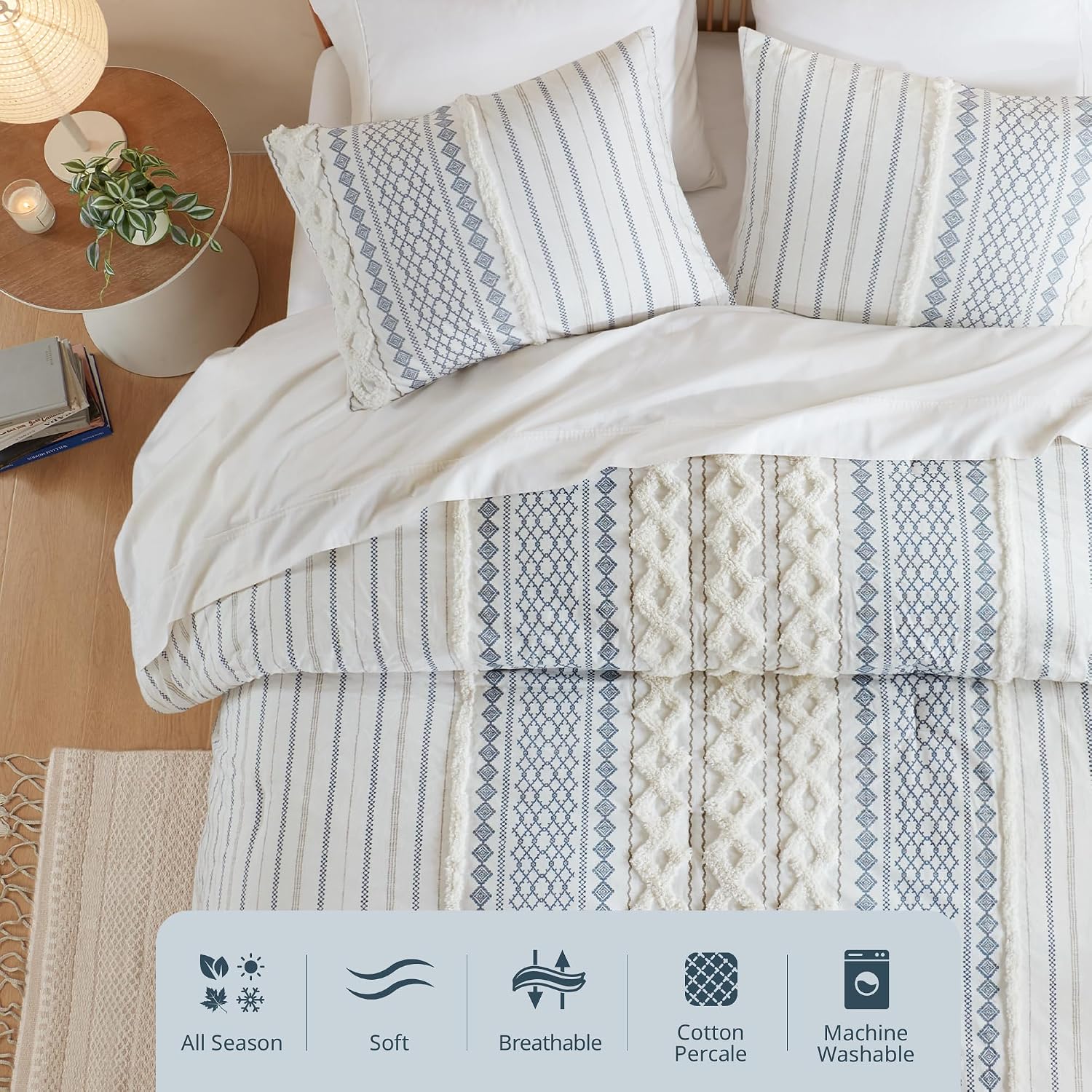 Ink+Ivy King Comforter Set, Boho Comforters, Breathable Cotton Bed Set, All Season Modern Chenille Tufted Comforter with Farmhouse Bedding Flare, Gifts for Woman, White/Navy 3 Piece