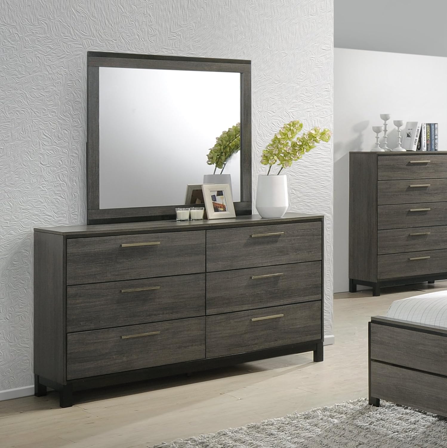 Roundhill Furniture Ioana 187 Antique Grey Finish Wood Bed Room Set, Queen Size Bed, Dresser, Mirror, Night Stand, Chest