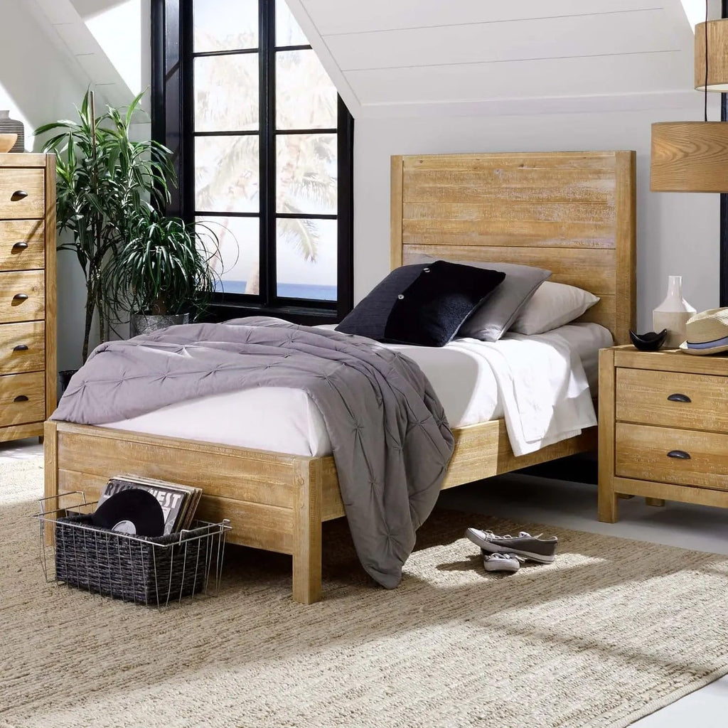 Grain Wood Furniture Montauk Solid Wood 5 Piece Bedroom Set in Driftwood, King Bed