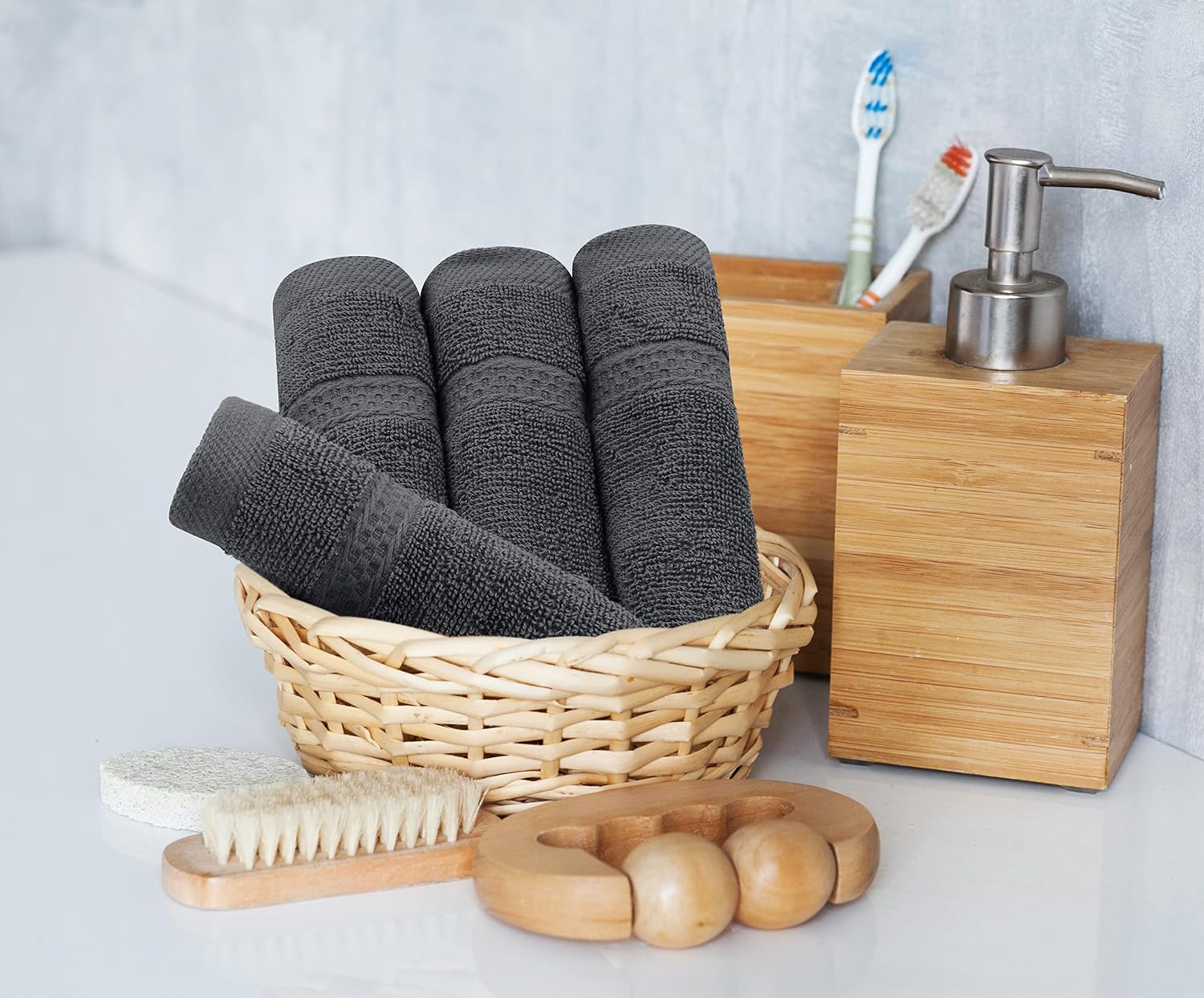 Utopia Towels Set, 16 Bath Towels, 16 Hand Towels, and 32 Washcloths, 600 GSM Ring Spun Cotton Highly Absorbent Towels for Bathroom, Shower Towel, (Pack of 64) (Grey)