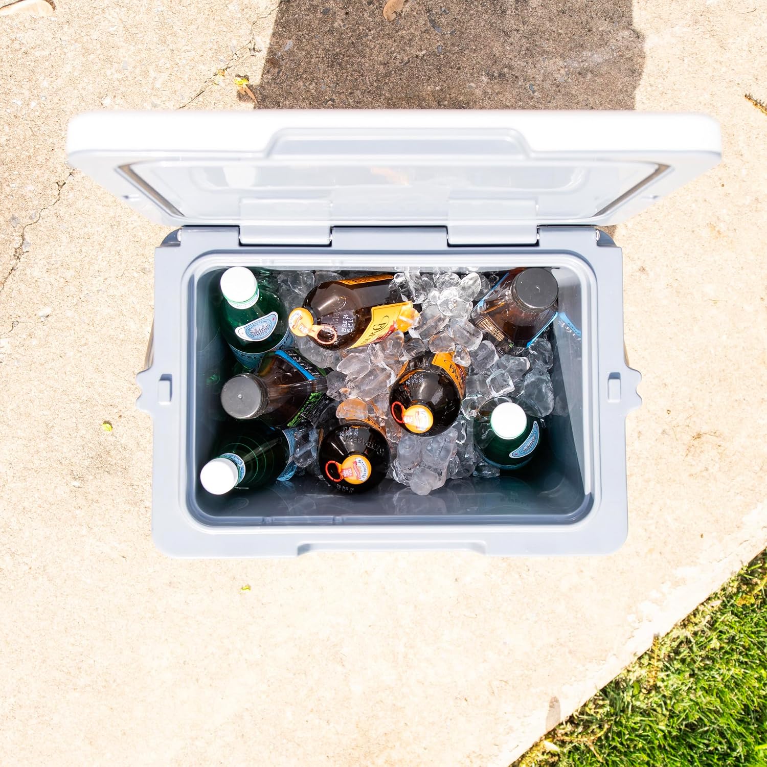 Bevanda - 10qt Verge Insulated Lunch Box - Durable Cooler with Magnetic Ice Packs - Rugged Hard Shell Lunch Cooler for Jobsite Lunches, Outdoor Adventures & All Day Temperature Control