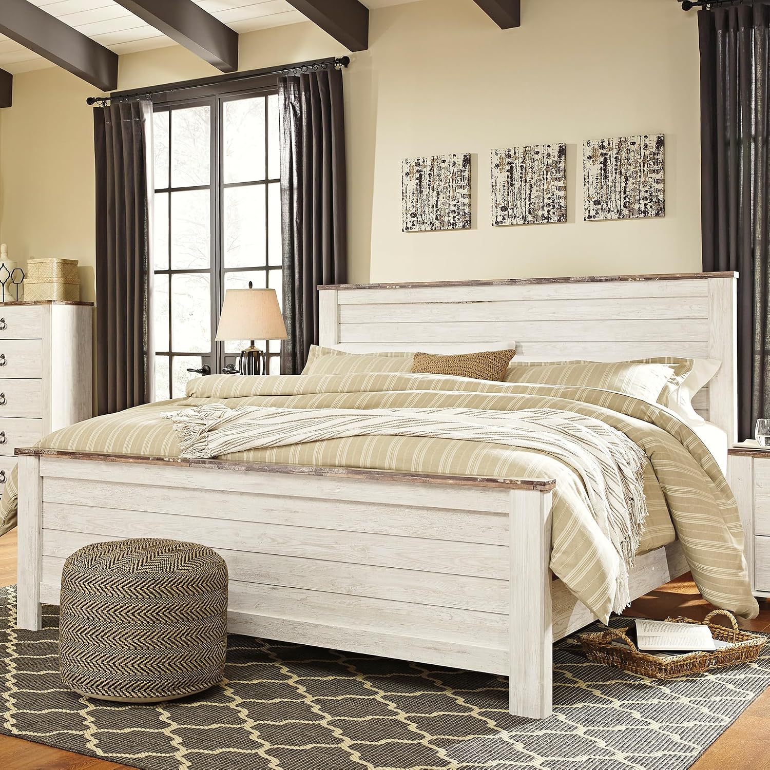 Signature Design by Ashley Willowton Shabby Chic Queen Panel Bed with Metal Slats, Foundation or Box Spring Needed, Whitewash