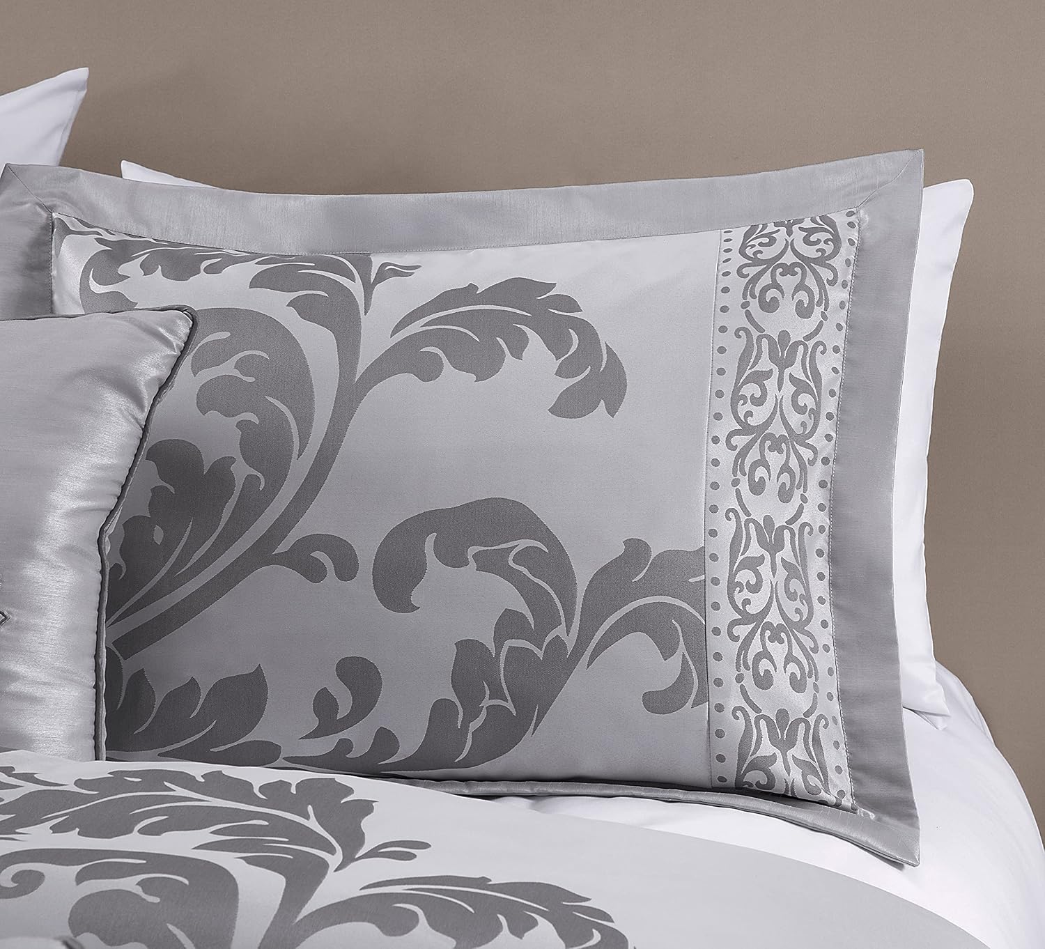 Chezmoi Collection Royale 7-Piece Jacquard Floral Comforter Set, Oversized King, Silver/Gray