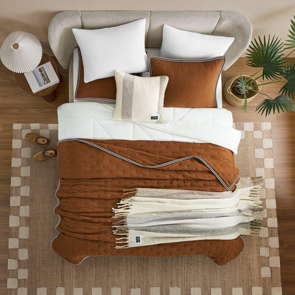 UGG Braid King Size Quilt Set – 3 Piece King Quilt Bedding Set with 2 Shams, Soft Lightweight Bedspread Coverlet for Home & Bedroom, Chestnut Brown (Devon)