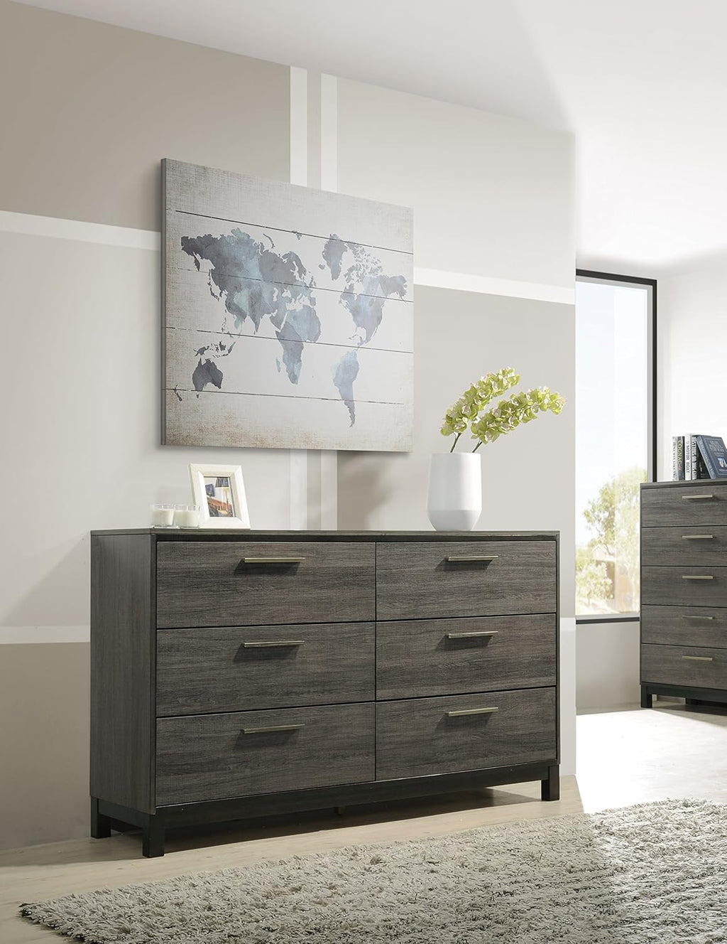Roundhill Furniture Ioana 187 Antique Grey Finish Wood Bed Room Set, Queen Size Bed, Dresser, Mirror, 2 Night Stands