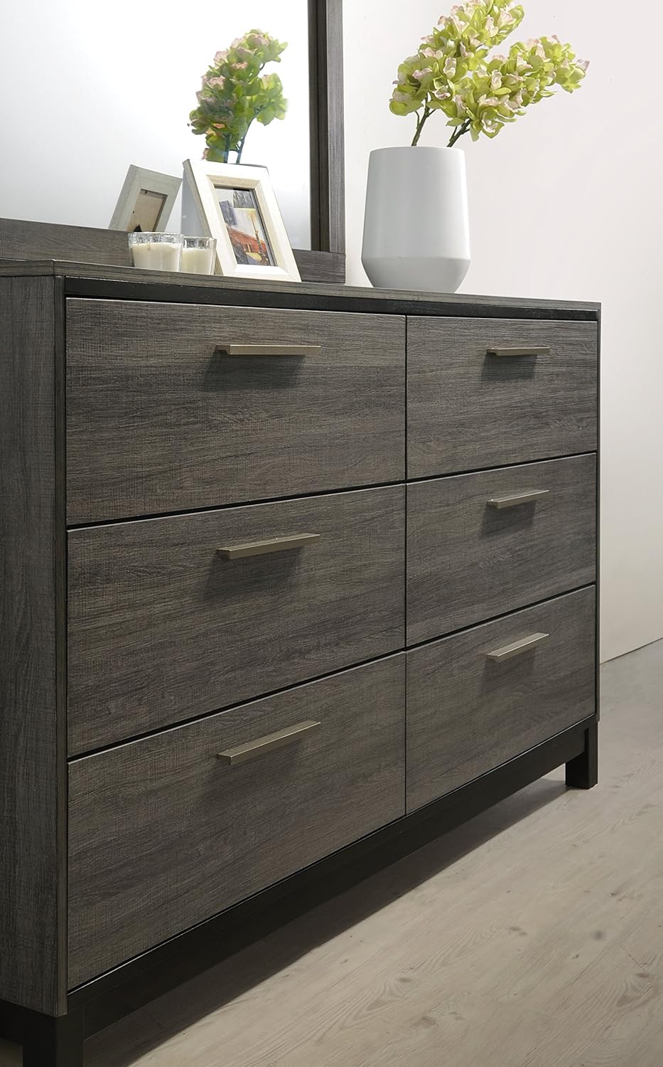 Roundhill Furniture Ioana 187 Antique Grey Finish Wood Bed Room Set, Queen Size Bed, Dresser, Mirror, Night Stand, Chest