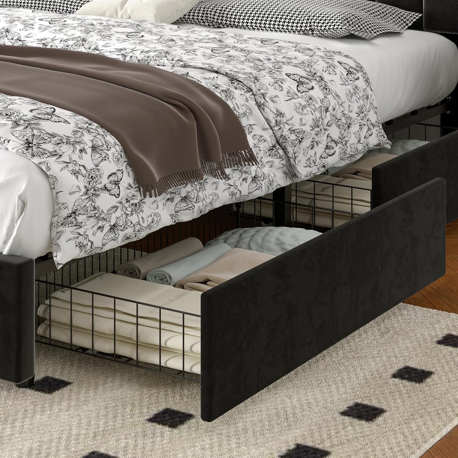 VECELO King Size Upholstered Bed Frame with 4 Drawers and Headboard, Velvet Platform Storage Bedframe, Wooden Slats Support, No Box Spring Needed,Black