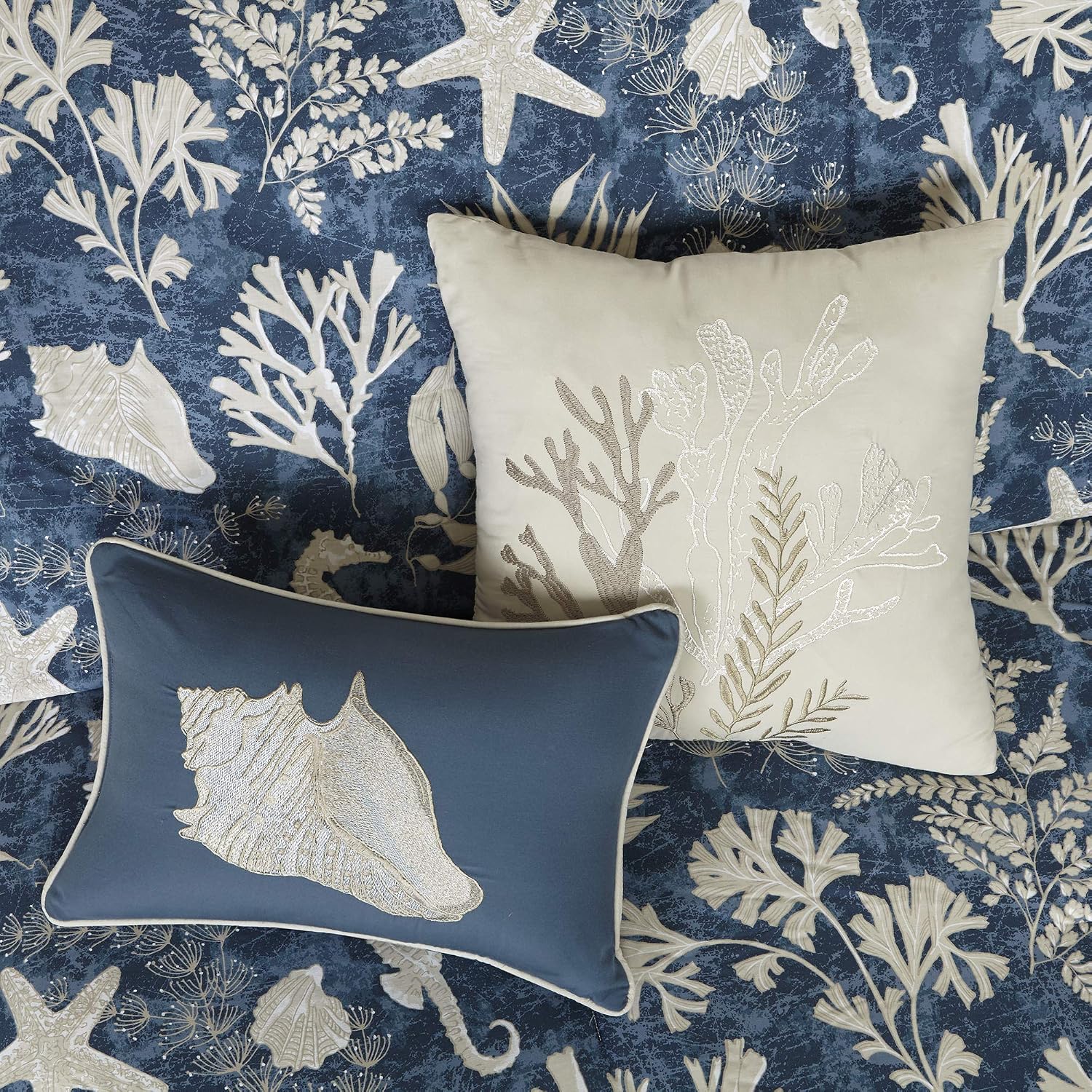 Madison Park 100% Cotton Comforter Set - Coastal Coral, Starfish Design All Season Down Alternative Cozy Bedding with Matching Shams, Decorative Pillow, Queen(90'x90'), Blue, Cape Cod Navy 7pcs