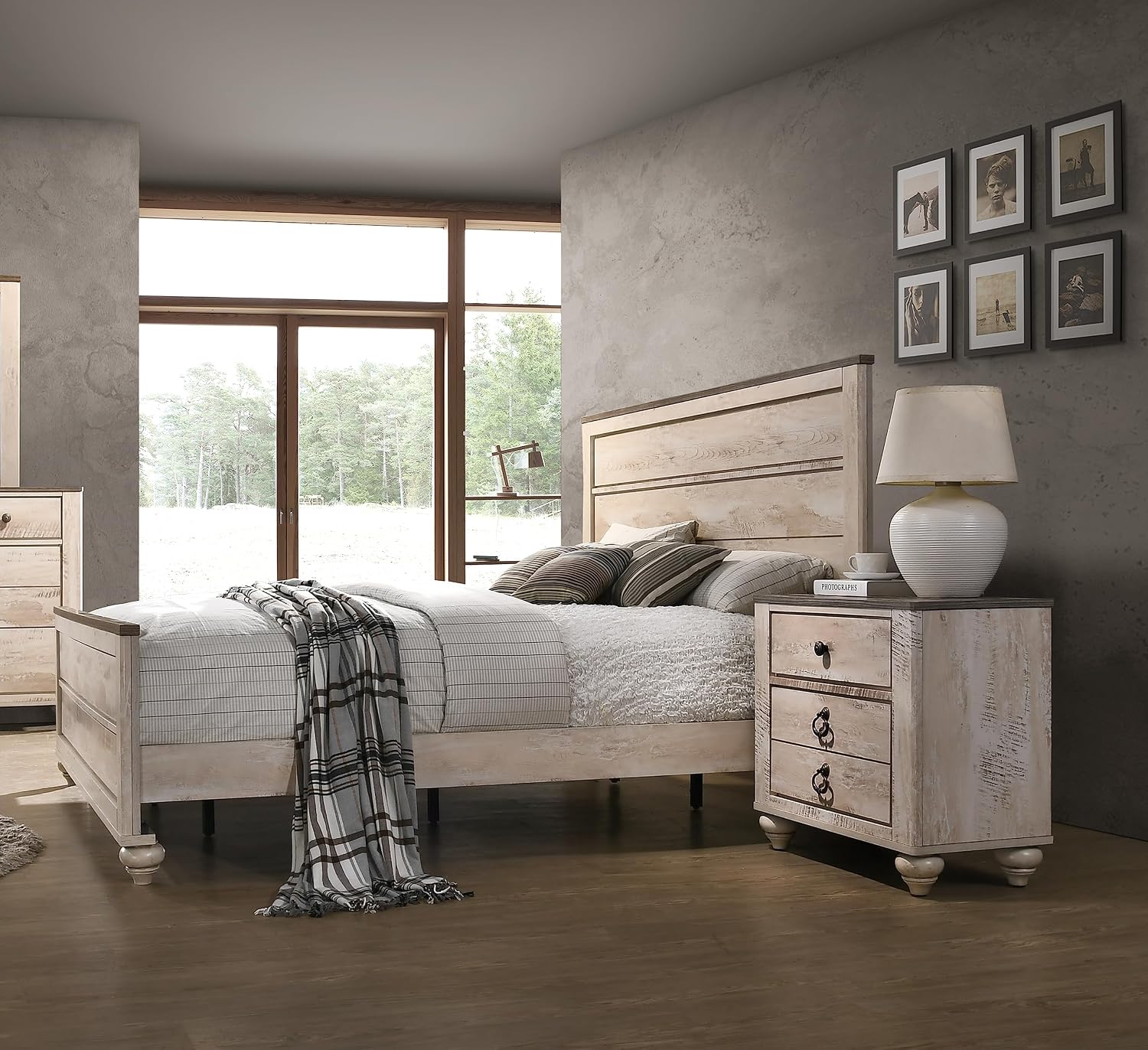 Roundhill Furniture Imerland Contemporary White Wash Finish 3-Piece Bedroom Set-Queen Bed and Two Nightstands