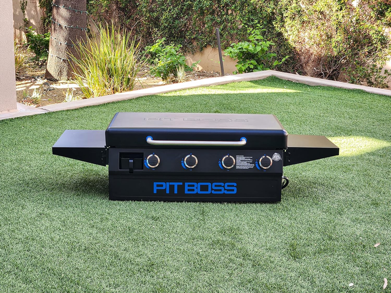 Pit Boss 10963 4-Burner Gas Griddle, Black